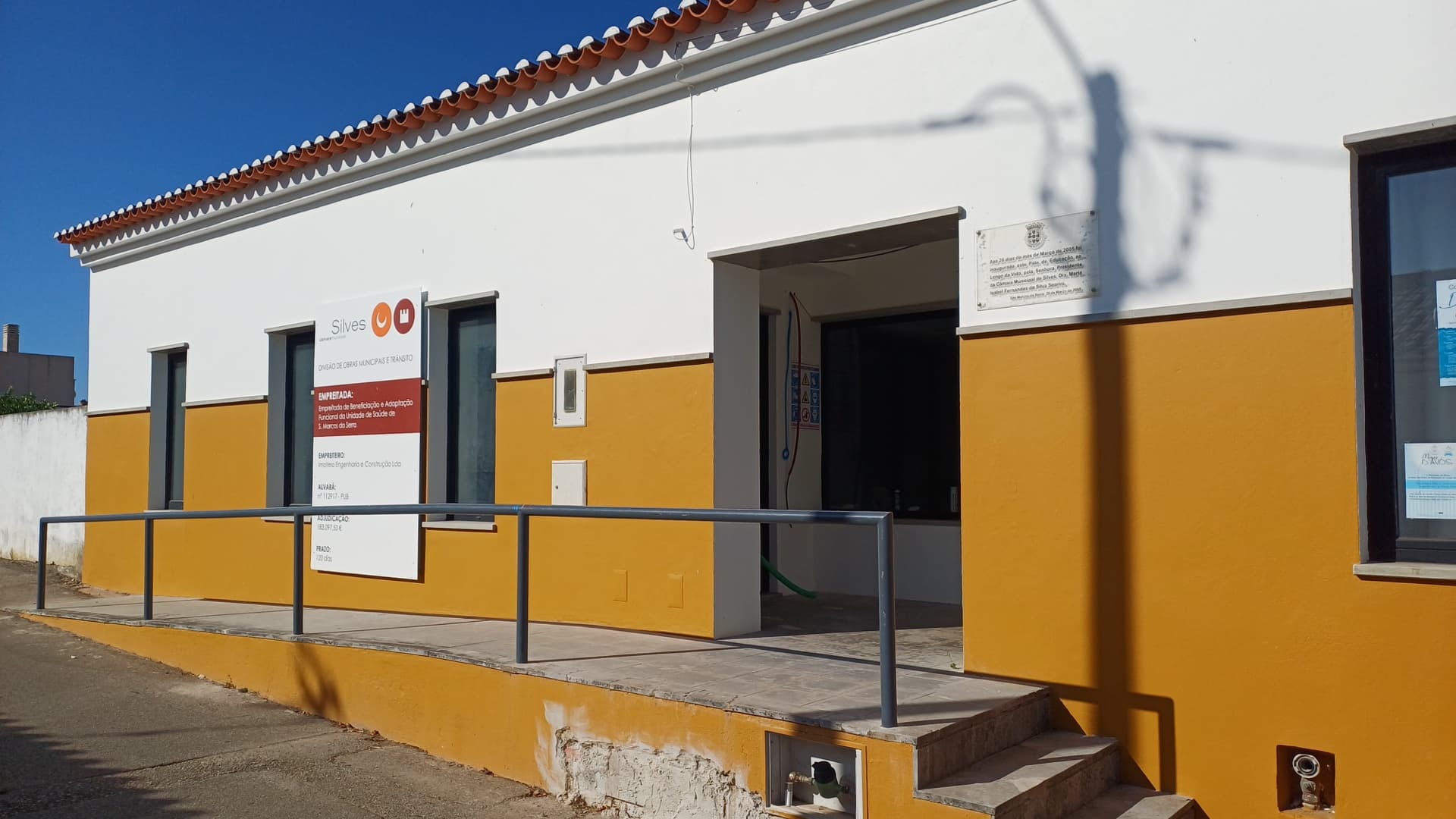 Obras de Beneficiação e Adaptação Funcional da Unidade de Saúde de São Marcos da Serra Mudança de Instalações